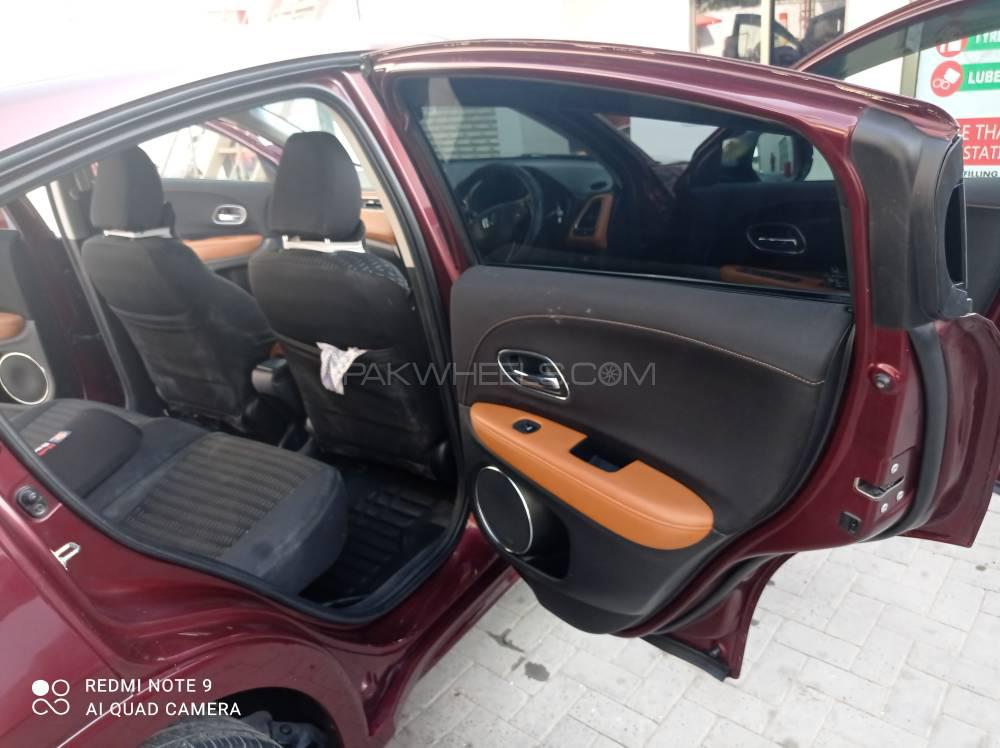 Honda Vezel 2015 for Sale in Rawalpindi Honda Vezel 2015 for Sale in Rawalpindi Image-15