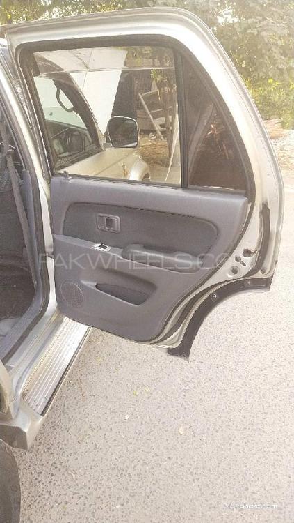 Toyota Surf 1999 for Sale in Lahore Toyota Surf 1999 for Sale in Lahore Image-16