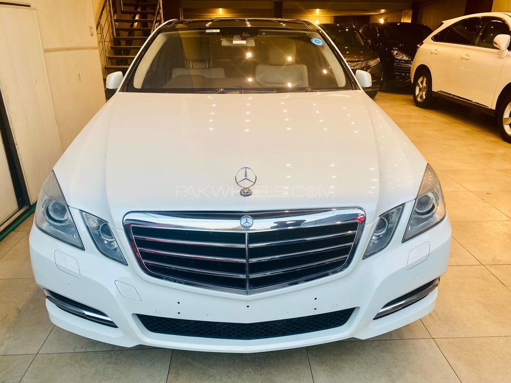 Mercedes Benz E Class 2012 for Sale in Lahore Image-1