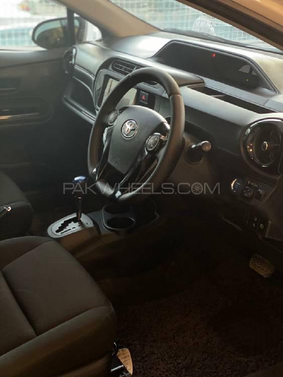 Toyota Aqua 2017 for Sale in Peshawar Toyota Aqua 2017 for Sale in Peshawar Image-4