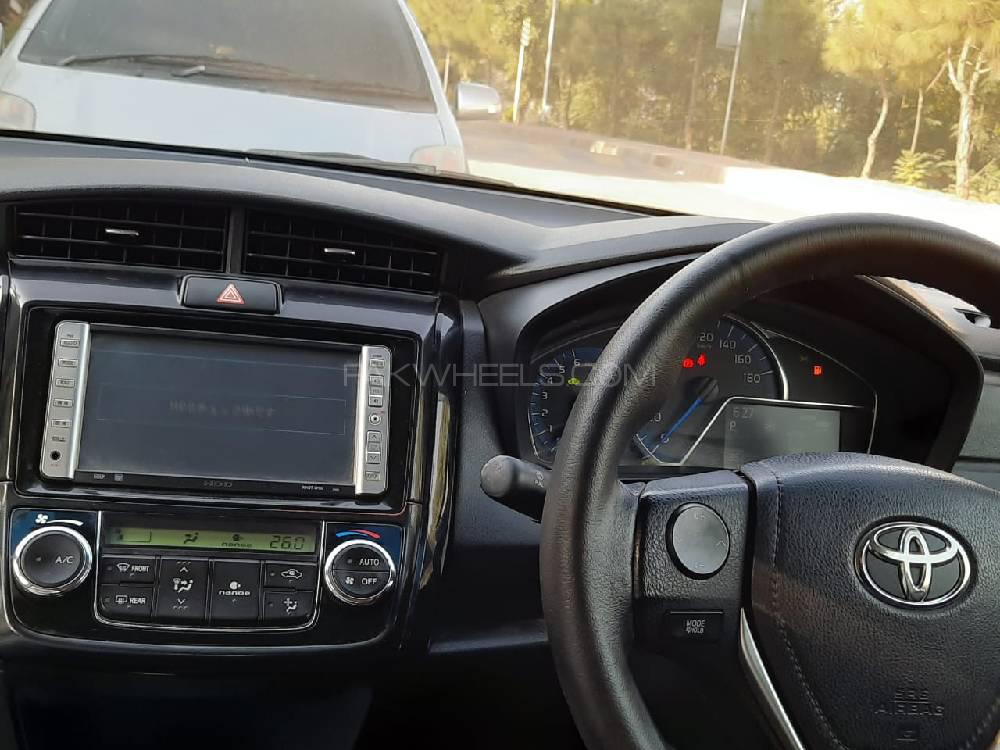 Toyota Corolla Axio 2013 for Sale in Islamabad Toyota Corolla Axio 2013 for Sale in Islamabad Image-15