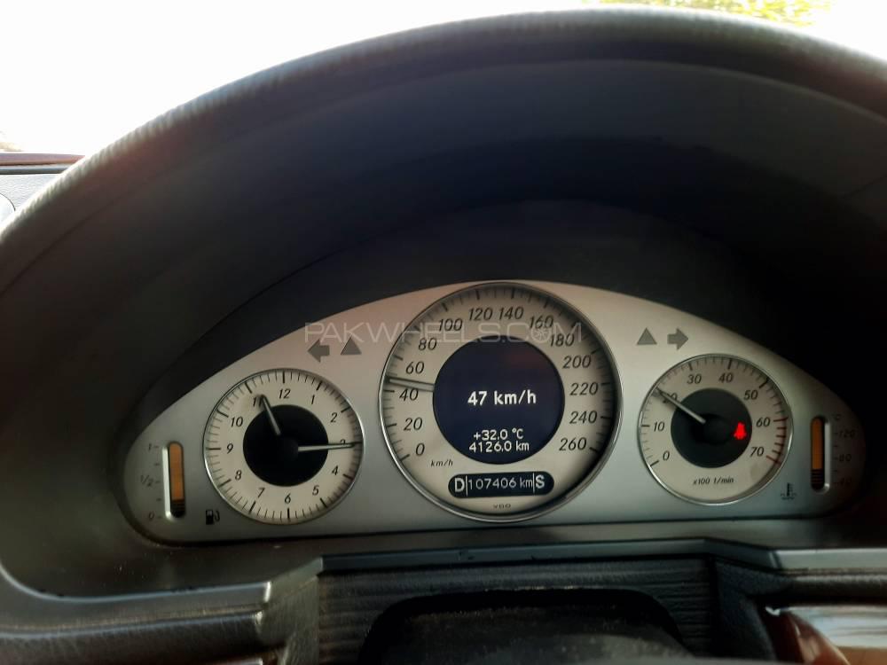 Mercedes Benz E Class 2003 for Sale in Lahore Mercedes Benz E Class 2003 for Sale in Lahore Image-18