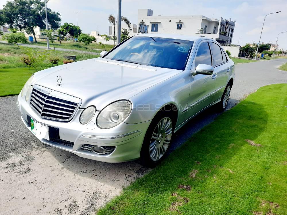 Mercedes Benz E Class 2003 for Sale in Lahore Mercedes Benz E Class 2003 for Sale in Lahore Image-3