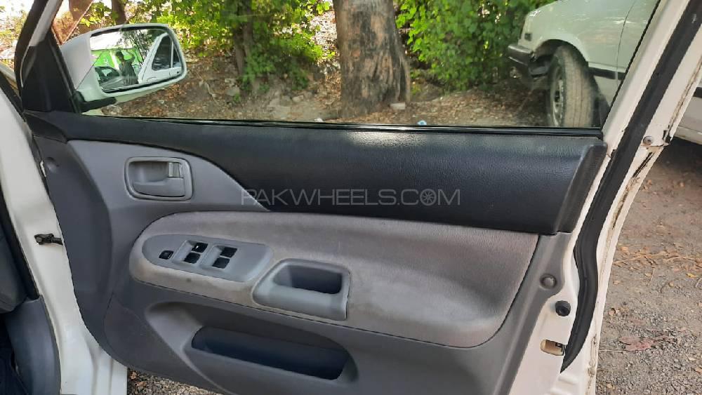 Mitsubishi Lancer 2007 for Sale in Nowshera Mitsubishi Lancer 2007 for Sale in Nowshera Image-8