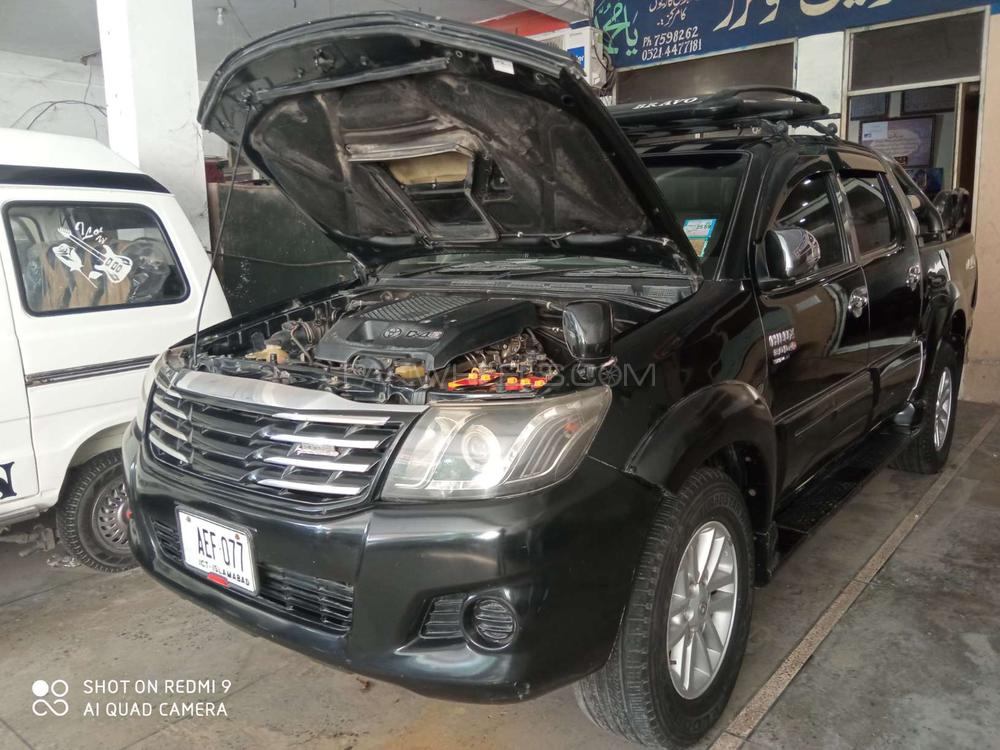 Toyota Hilux 2011 for Sale in Lahore Toyota Hilux 2011 for Sale in Lahore Image-2
