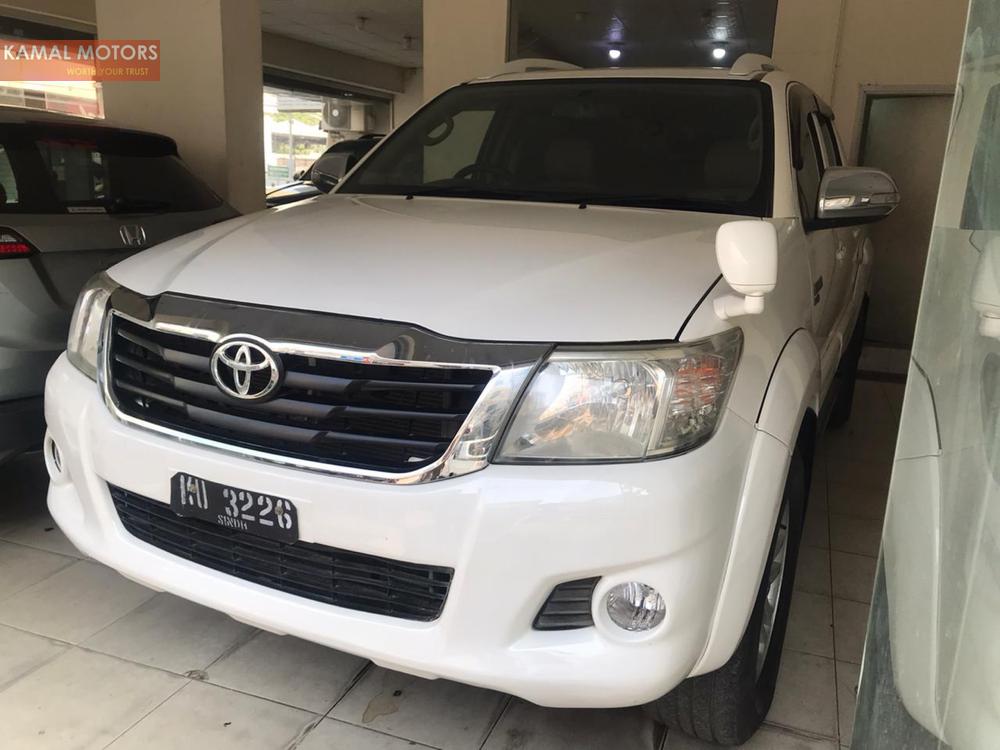 Toyota Hilux 2015 for Sale in Karachi Image-1