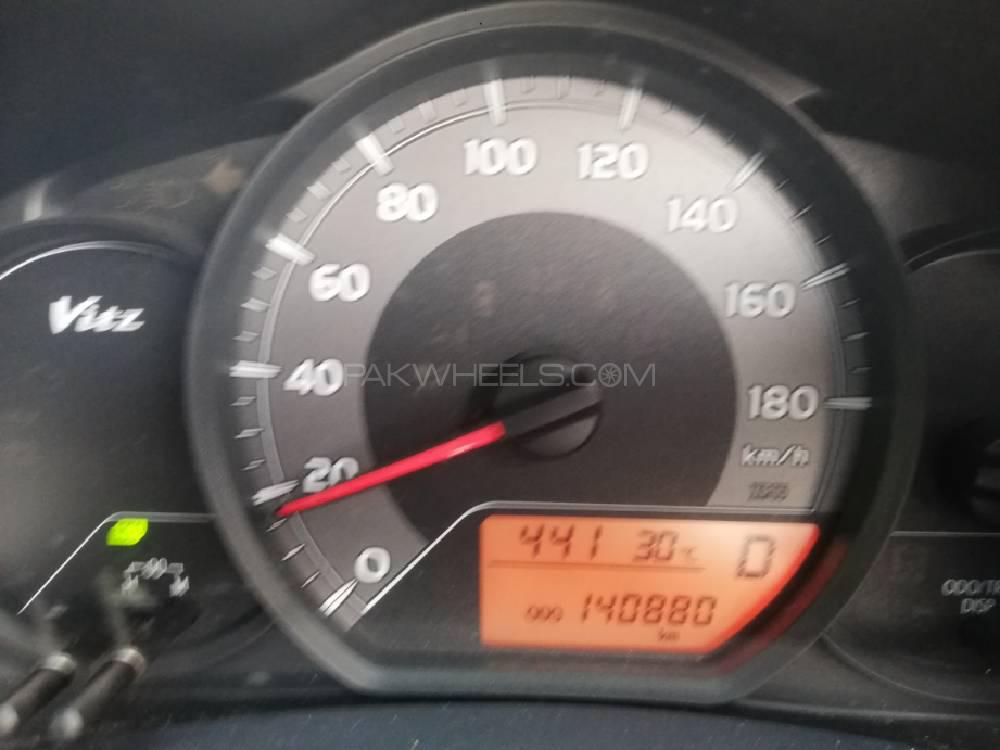 Toyota Vitz 2015 for Sale in Haripur Image-1