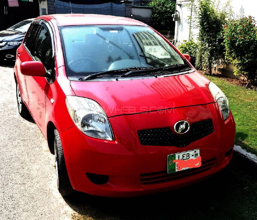 Toyota Vitz 2009 for Sale in Lahore Image-1