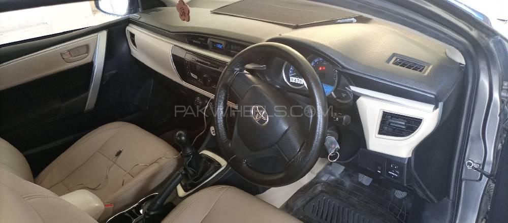 Toyota Corolla 2016 for Sale in Sahiwal Toyota Corolla 2016 for Sale in Sahiwal Image-3