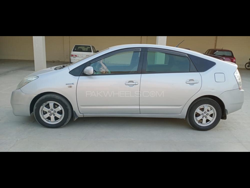 Toyota Prius 2007 for Sale in Islamabad Toyota Prius 2007 for Sale in Islamabad Image-10