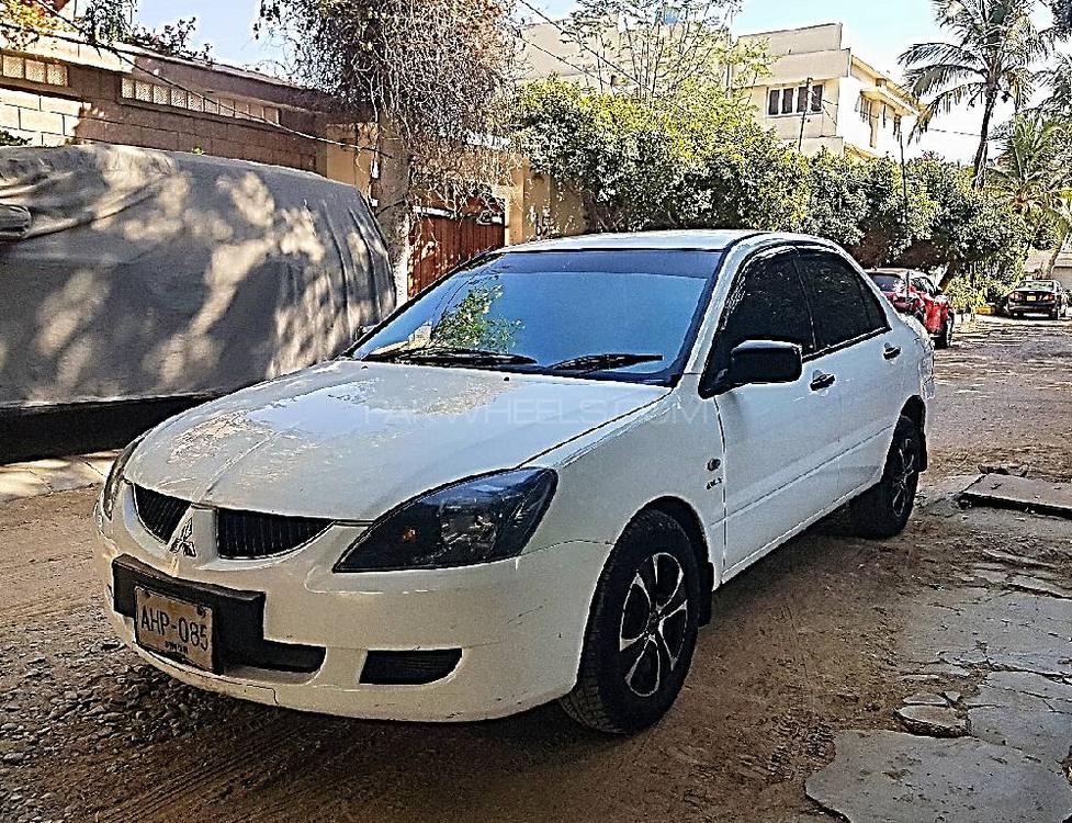 Mitsubishi Lancer 2005 for Sale in Karachi Mitsubishi Lancer 2005 for Sale in Karachi Image-5