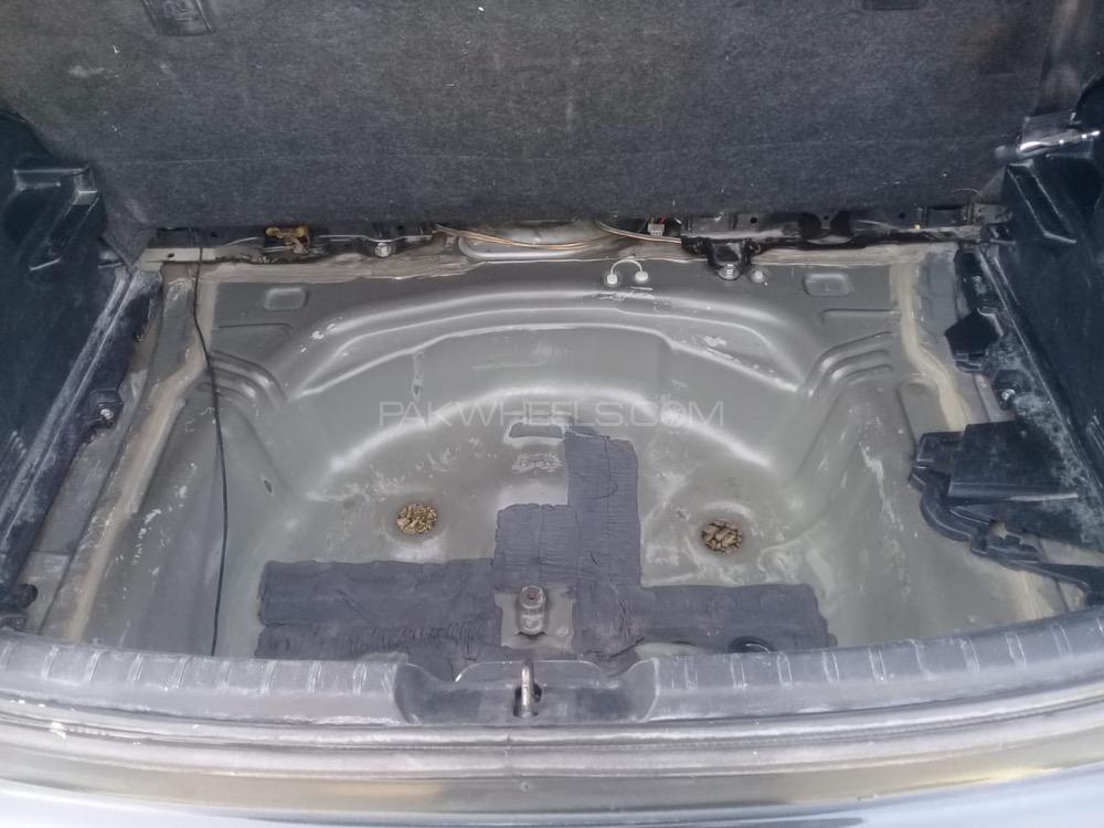 Toyota Vitz 2011 for Sale in Nowshera Toyota Vitz 2011 for Sale in Nowshera Image-9