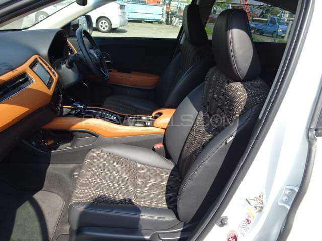 Honda Vezel 2014 for Sale in Karachi Honda Vezel 2014 for Sale in Karachi Image-2