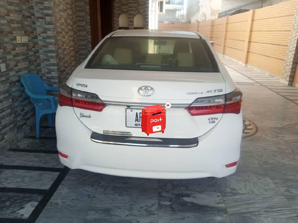 Toyota Corolla 2017 for Sale in Kharian Image-1