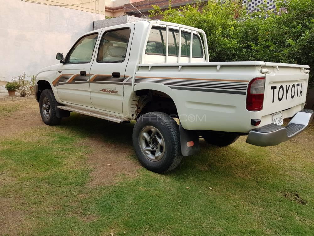 Toyota Hilux 2002 for Sale in Lahore Toyota Hilux 2002 for Sale in Lahore Image-7