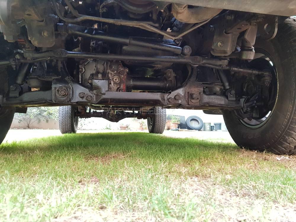 Toyota Hilux 2002 for Sale in Lahore Toyota Hilux 2002 for Sale in Lahore Image-19