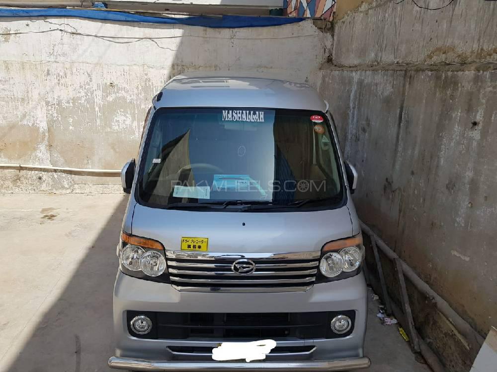 Daihatsu Atrai Wagon 2013 for Sale in Karachi Image-1