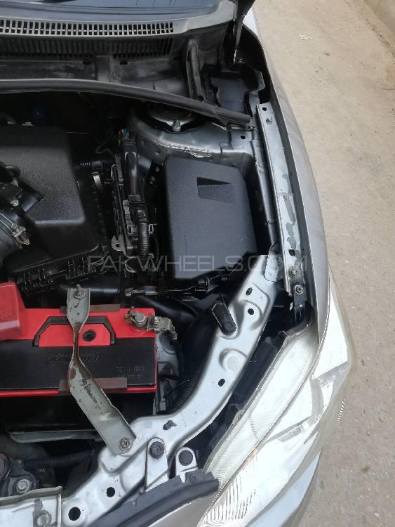 Toyota Corolla 2013 for Sale in Peshawar Toyota Corolla 2013 for Sale in Peshawar Image-5