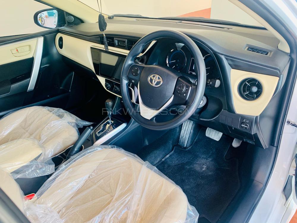 Toyota Corolla 2020 for Sale in Multan Toyota Corolla 2020 for Sale in Multan Image-6