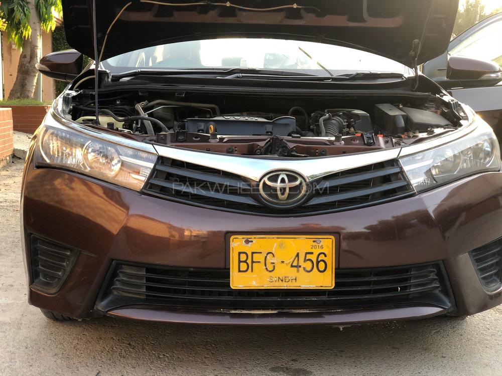 Toyota Corolla 2016 for Sale in Karachi Image-1