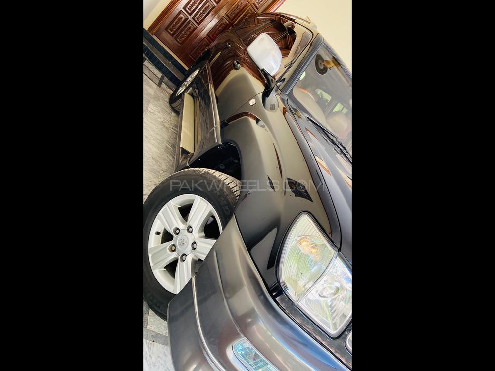 Toyota Land Cruiser 2002 for Sale in Toba Tek Singh Toyota Land Cruiser 2002 for Sale in Toba Tek Singh Image-2