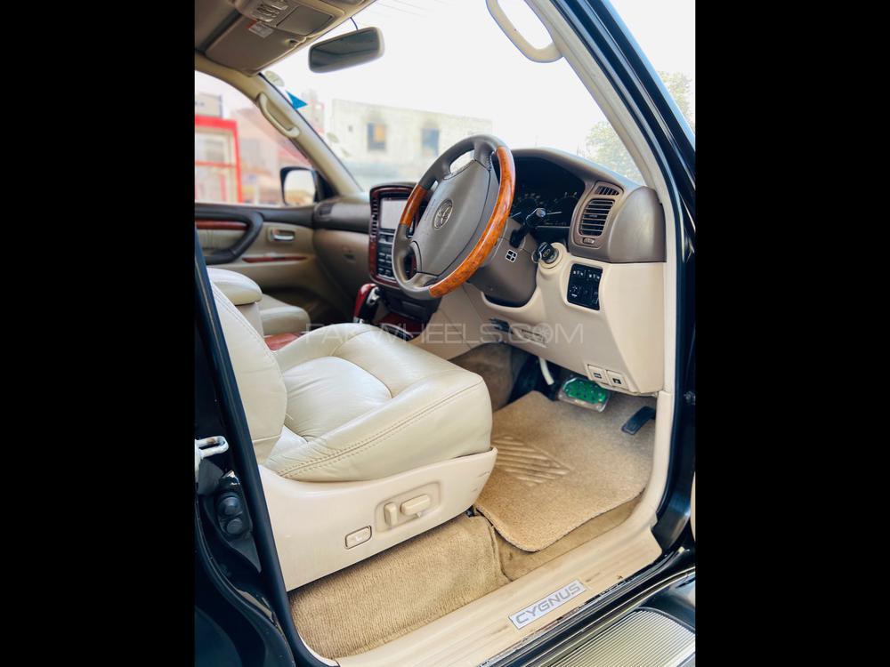Toyota Land Cruiser 2002 for Sale in Toba Tek Singh Toyota Land Cruiser 2002 for Sale in Toba Tek Singh Image-11