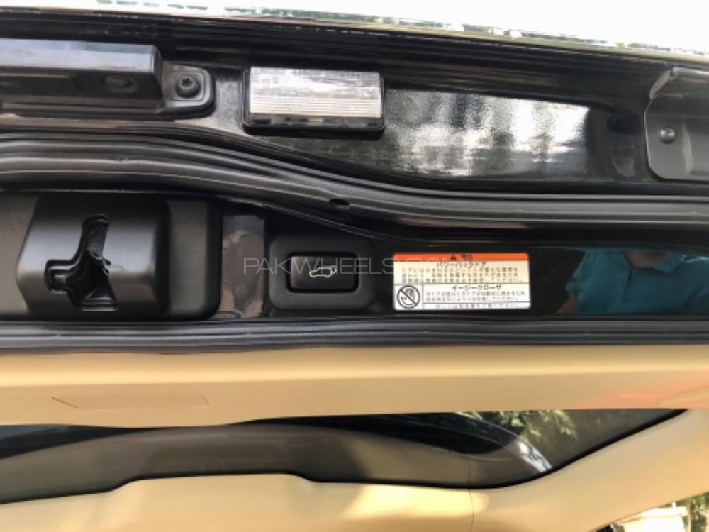 Toyota Land Cruiser 2015 for Sale in Lahore Toyota Land Cruiser 2015 for Sale in Lahore Image-6