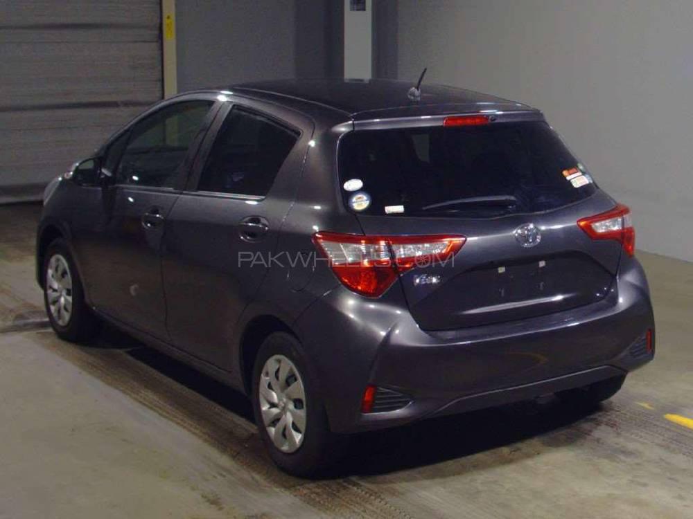 Toyota Vitz 2017 for Sale in Sahiwal Image-1