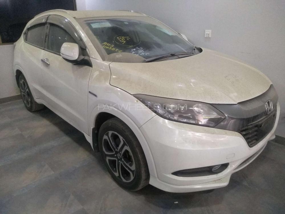 Honda Vezel 2015 for Sale in Karachi Image-1