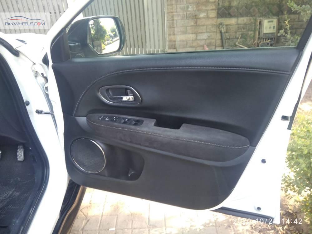 Honda Vezel 2016 for Sale in Islamabad Honda Vezel 2016 for Sale in Islamabad Image-5