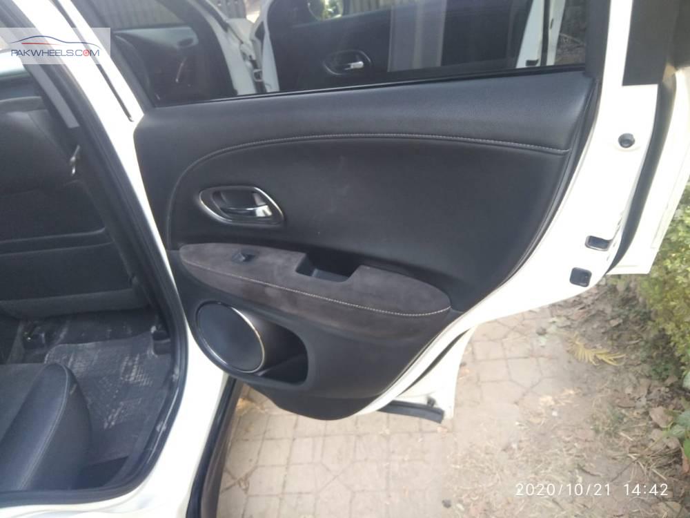 Honda Vezel 2016 for Sale in Islamabad Honda Vezel 2016 for Sale in Islamabad Image-10