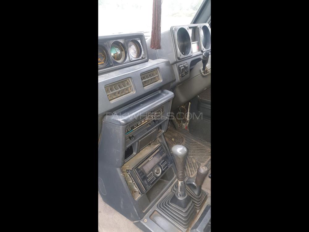 Mitsubishi Pajero 1986 for Sale in Islamabad Mitsubishi Pajero 1986 for Sale in Islamabad Image-9