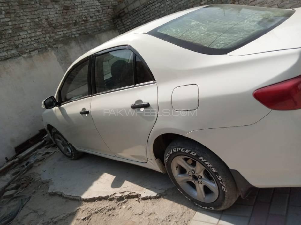 Toyota Corolla 2011 for Sale in Attock Image-1