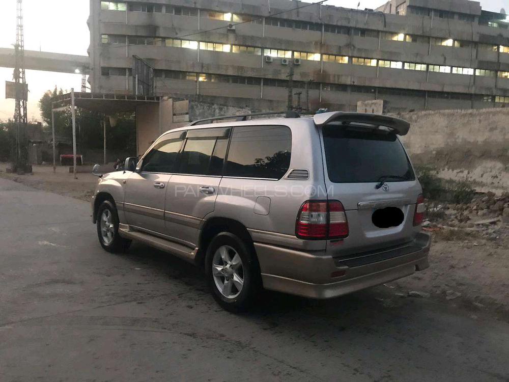 Toyota Land Cruiser 2004 for Sale in Rawalpindi Toyota Land Cruiser 2004 for Sale in Rawalpindi Image-5
