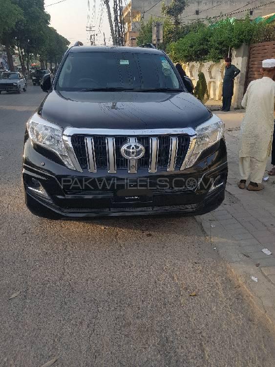 Toyota Prado 2010 for Sale in Islamabad Image-1