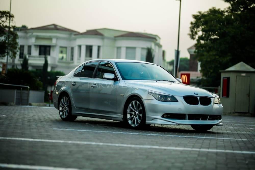 بی ایم ڈبلیو 5 سیریز 2005 for Sale in لاہور بی ایم ڈبلیو 5 سیریز 2005 for Sale in لاہور Image-3