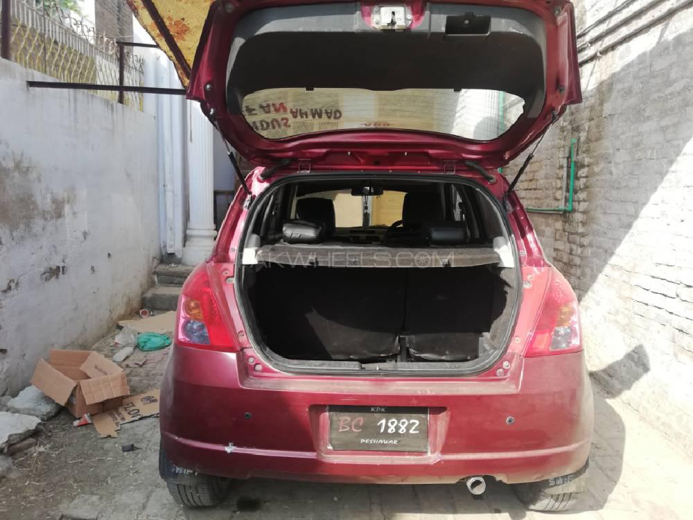 Suzuki Swift 2012 for Sale in Mardan Image-1