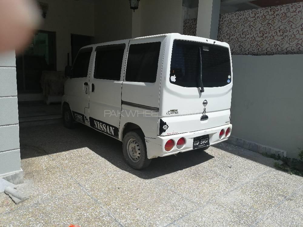 نسان کلپر 2011 for Sale in ایبٹ آباد نسان کلپر 2011 for Sale in ایبٹ آباد Image-3