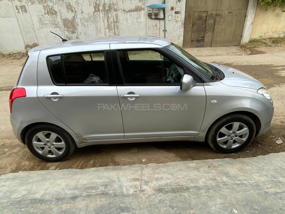 Suzuki Swift 2015 for Sale in Karachi Suzuki Swift 2015 for Sale in Karachi Image-5
