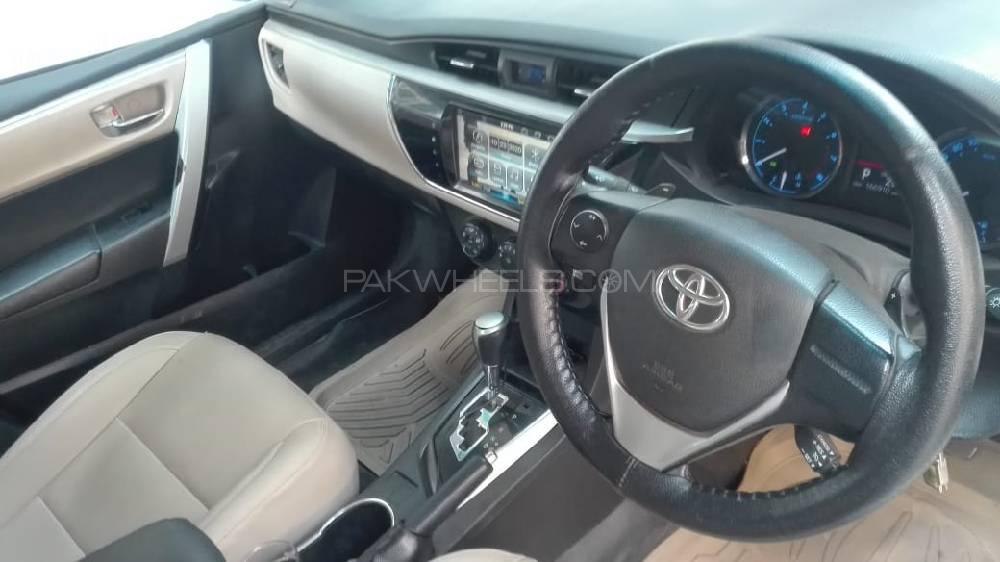 Toyota Corolla 2015 for Sale in Lahore Toyota Corolla 2015 for Sale in Lahore Image-9