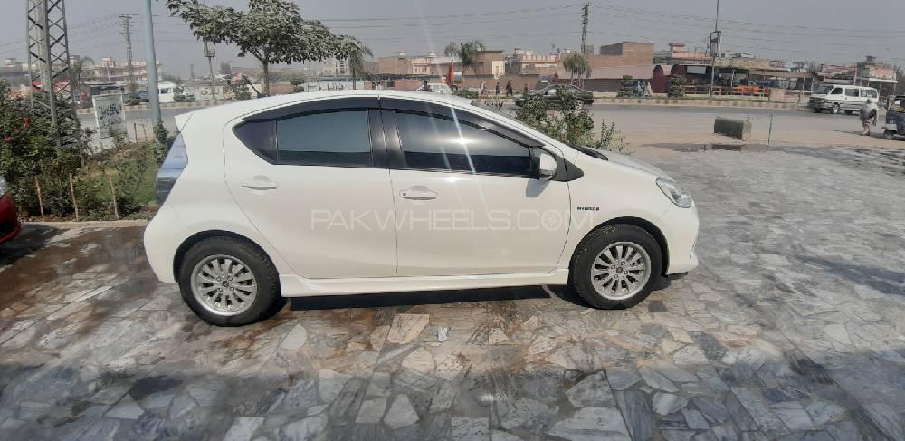 Toyota Aqua 2014 for Sale in Peshawar Toyota Aqua 2014 for Sale in Peshawar Image-12