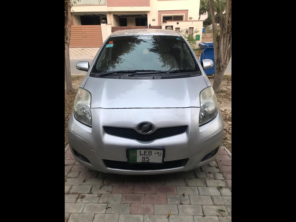 Toyota Vitz 2009 for Sale in Lahore Image-1