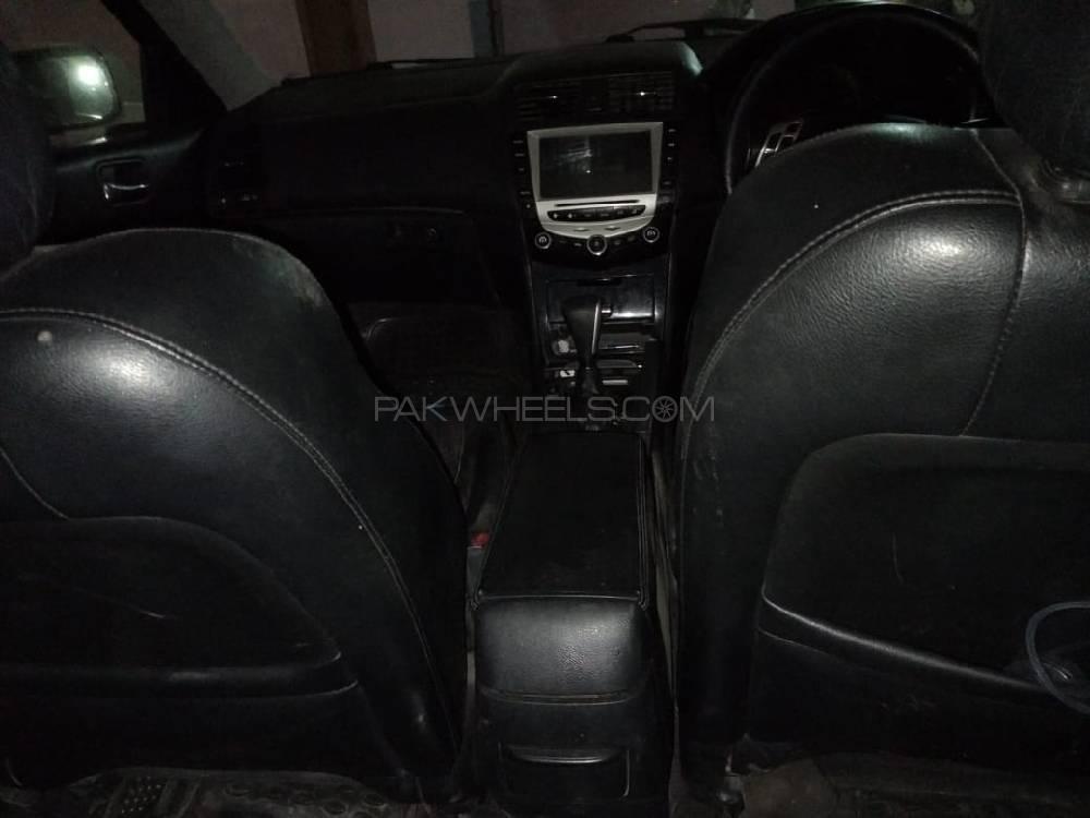 Honda Accord 2005 for Sale in Hasilpur Image-1