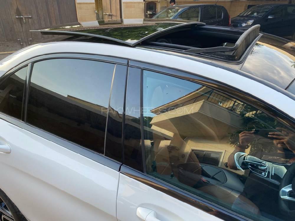 Mercedes Benz C Class 2019 for Sale in Karachi Mercedes Benz C Class 2019 for Sale in Karachi Image-5