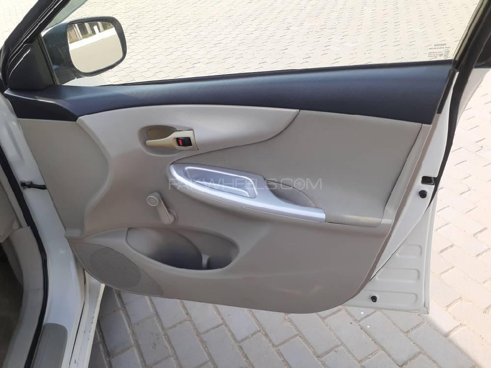 Toyota Corolla 2014 for Sale in Hafizabad Toyota Corolla 2014 for Sale in Hafizabad Image-6