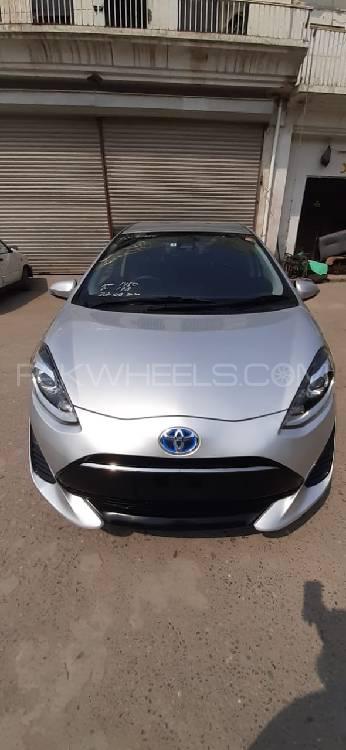 Toyota Aqua 2017 for Sale in Peshawar Image-1