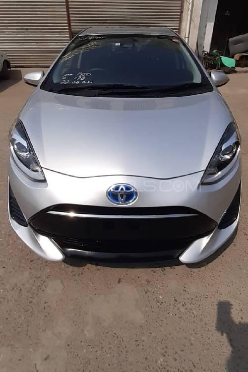 Toyota Aqua 2017 for Sale in Peshawar Toyota Aqua 2017 for Sale in Peshawar Image-2
