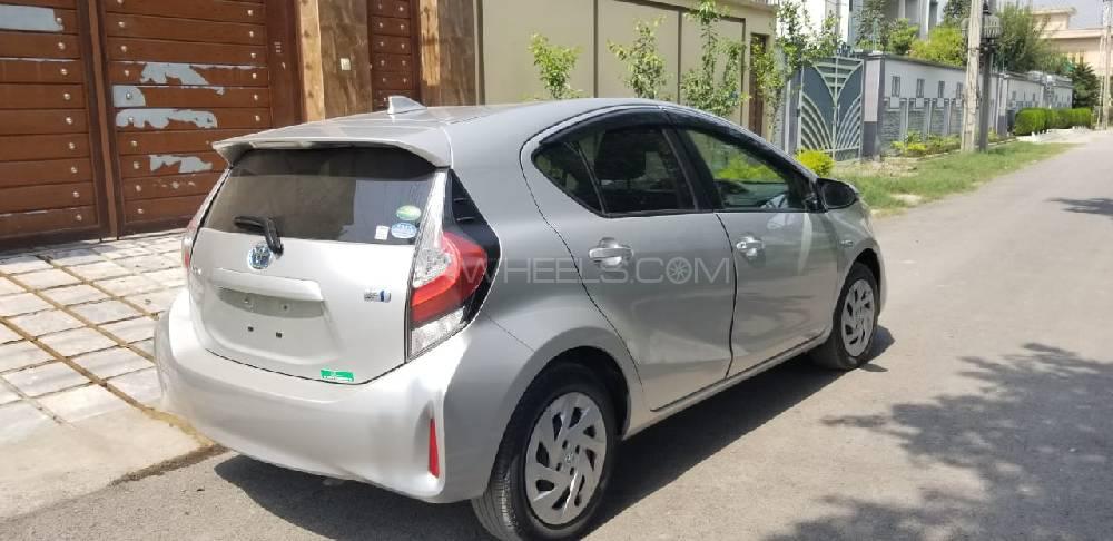 Toyota Aqua 2017 for Sale in Peshawar Toyota Aqua 2017 for Sale in Peshawar Image-4