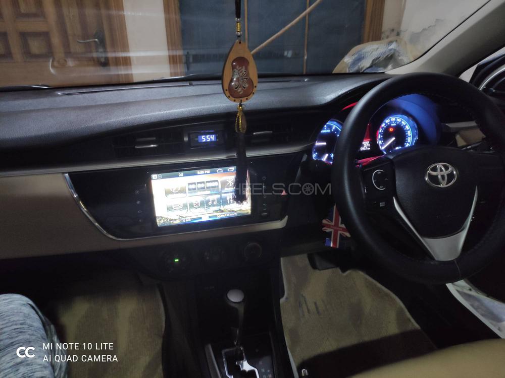 Toyota Corolla 2015 for Sale in Faisalabad Image-1