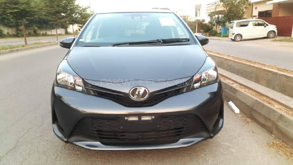 Toyota Vitz 2016 for Sale in Islamabad Image-1